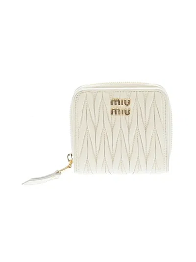 Pre-owned Miu Miu Wallet In Ivory