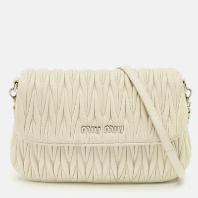 Pre-owned Miu Miu White Matelassé Leather Logo Flap Crossbody Bag