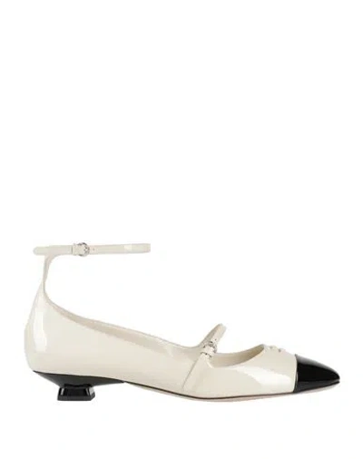 Miu Miu 25mm Logo-plaqueleather Pumps In White