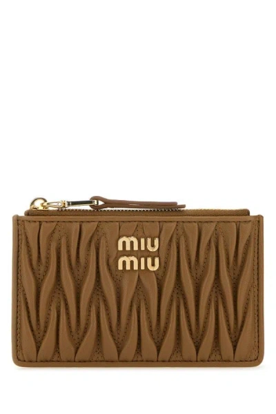 Miu Miu Woman Biscuit Leather Card Holder In Brown
