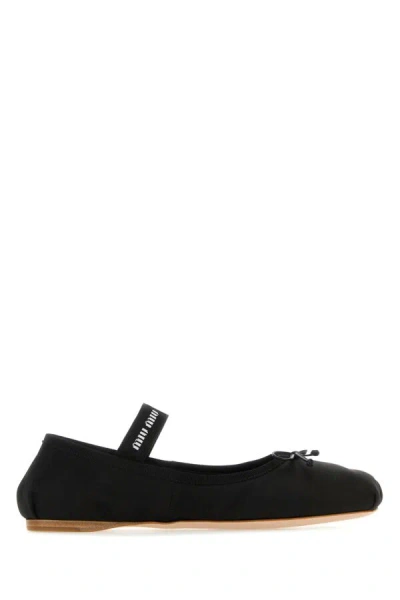 Miu Miu Bow-detail Suede Ballerina Shoes In Black