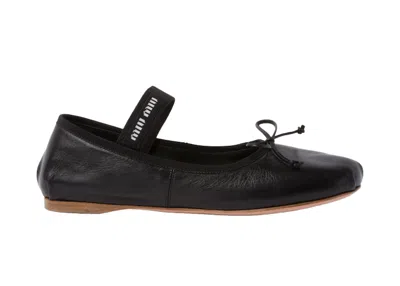 Pre-owned Miu Miu Women's  Ballerinas Leather Sneakers In Black