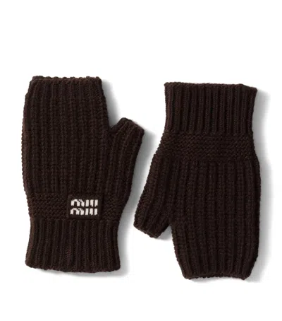 Miu Miu Wool-cashmere-blend Logo Gloves In Brown