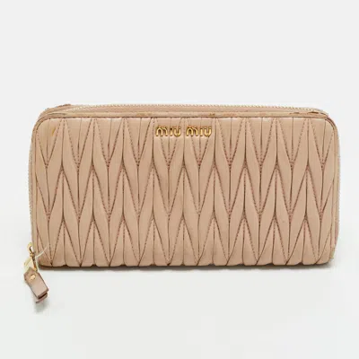 Pre-owned Miu Miu Zip Beige Matelassé Leather Continental Wallet In Sand