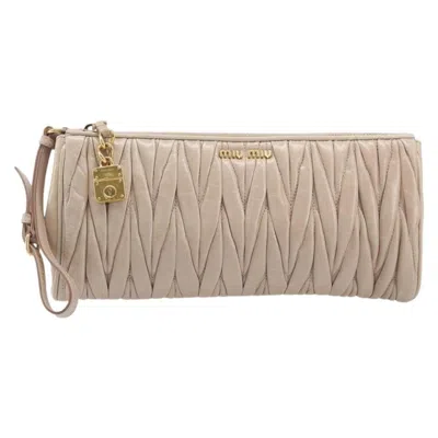 Pre-owned Miu Miu Zip Wristlet Matelasse Leather Beige Leather Clutche & Pouche Bag ()