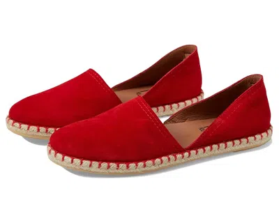 Miz Mooz Carmena In Red