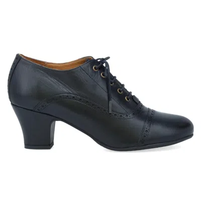 Miz Mooz Fly Retro Pumps In Black