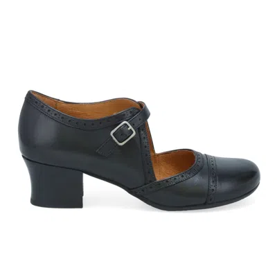 Miz Mooz Franki Mary Jane Pumps In Black