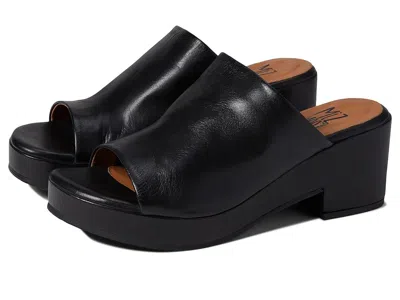 Miz Mooz Gwen In Black