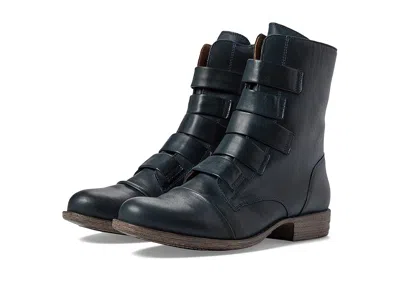 Miz Mooz Leighton In Blue