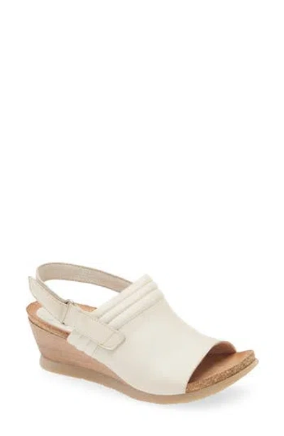 Miz Mooz Sabina Wedge Sandal In Linen