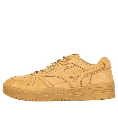 Mizuno Court Slams In Brown