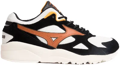 Pre-owned Mizuno Men's  Sky Medal Patta Roadrunner Sneakers In Sail/black/brown In Multi