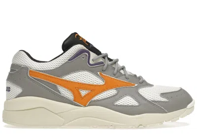 Pre-owned Mizuno Men's  Sky Medal Patta Sneakers In White/grey/orange