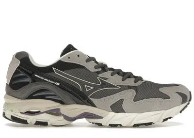 Pre-owned Mizuno Men's  Wave Rider 10 Sneakers In Dark Grey/black/lime Yellow