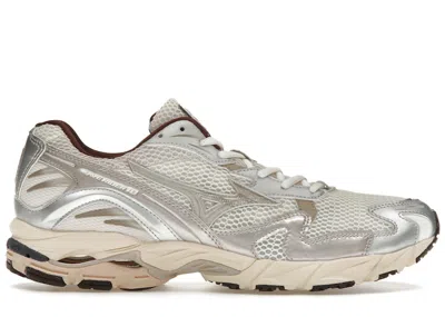 Pre-owned Mizuno Men's  Wave Rider 10 Snow White Chicory Sneakers In  Snow White/silver Cloud/chicory Cof