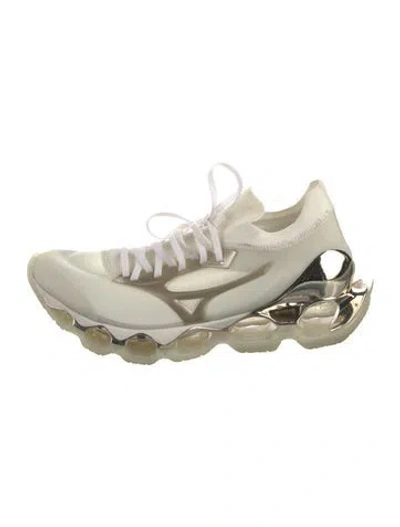 Pre-owned Mizuno Printed Athletic Sneakers In White