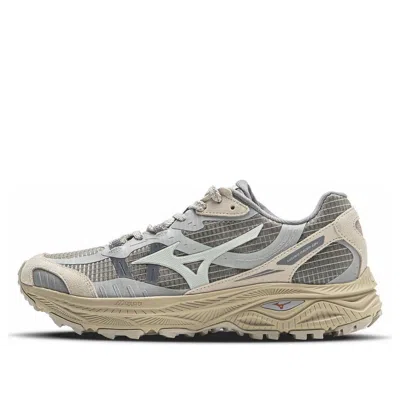 Mizuno Racer Adv 'cream Beige Grey' In Gray