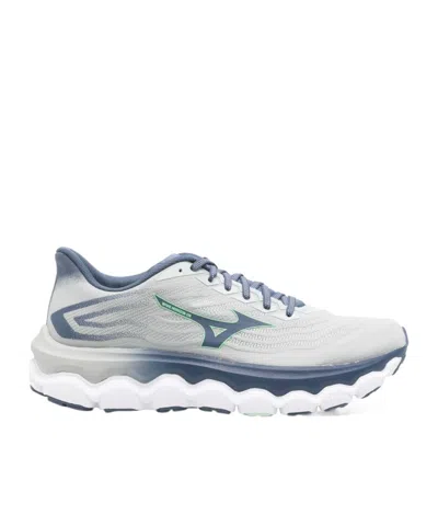 Mizuno Round Toe Sneakers In White