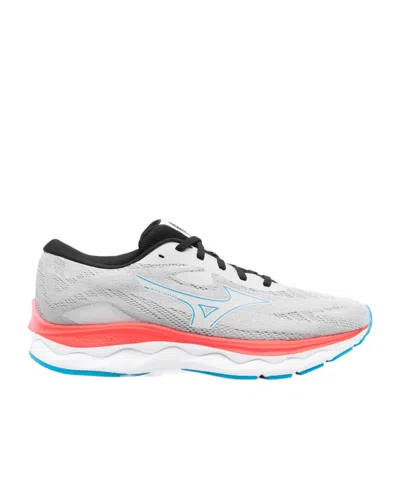 Mizuno Round Toe Sneakers In White