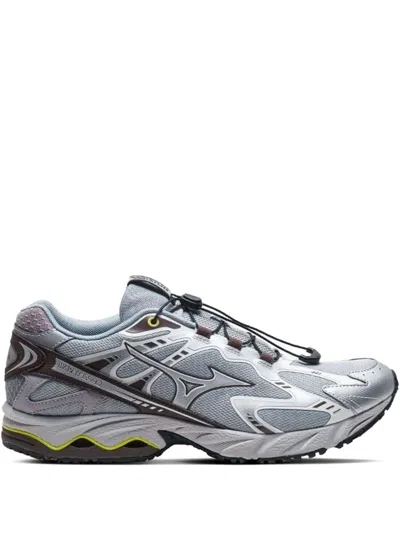 Mizuno Solar V2 运动鞋 In 灰色