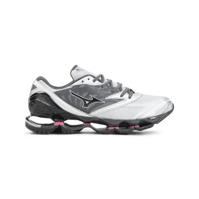 MIZUNO MIZUNO TECHNICAL MESH TRAINERS WITH A CUSHIONED SOLE