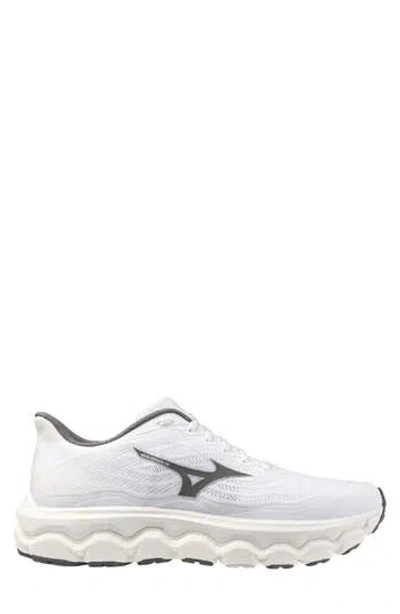 Mizuno Wave Horizon 8 Running Shoe (men) In White