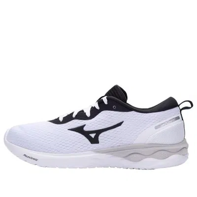 Mizuno Wave Revolt 'white Black'
