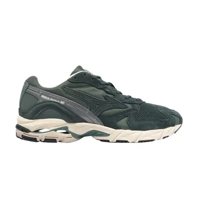 Pre-owned Mizuno Wave Rider 10 'silver Pine' In Green