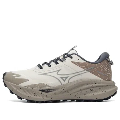 Mizuno Wave Solar V2 'wheat Tan' In Gray