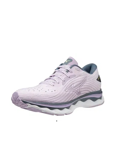 Mizuno Women Wave Sky 6 Running Shoe In Pastel Lilac/white In Purple