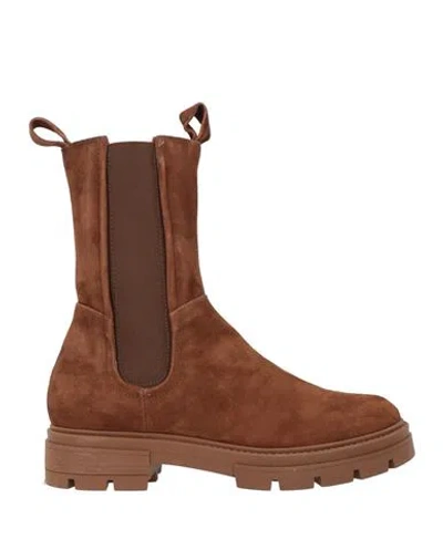Mjus Woman Ankle Boots Brown Size 10 Soft Leather