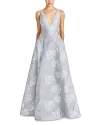 ml Monique Lhuillier Madeline Floral Jacquard Gown In Silver