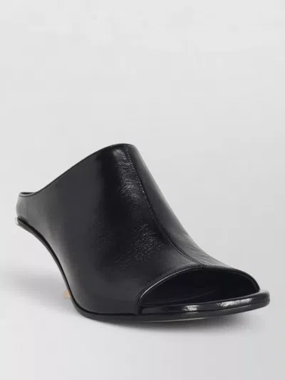 Mm6 Maison Margiela Anatomic Leather Mules Block Heel In Black