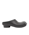 Mm6 Maison Margiela Anatomic Slipper Mit Nummern In Black
