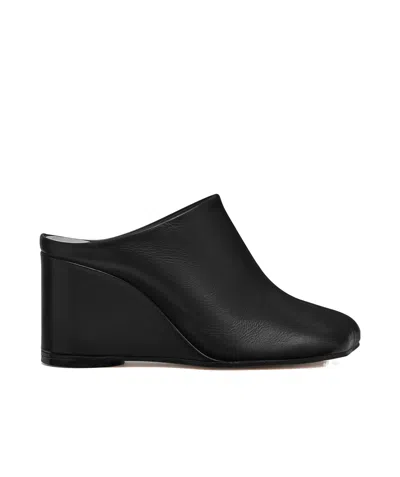 MM6 MAISON MARGIELA MM6 MAISON MARGIELA ASYMMETRIC TOE WEDGE MULES