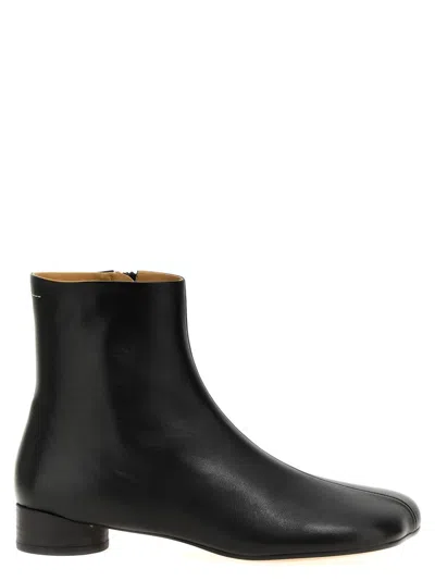 Mm6 Maison Margiela Ankle Boots With Shaped Toe In Black