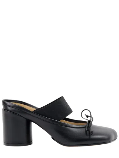 Mm6 Maison Margiela Asymmetric Toe Leather Sandals With Mid Block Heel In Black