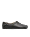 Mm6 Maison Margiela Asymmetric-toe Leather Slippers In Black