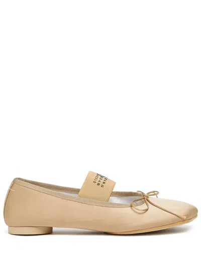 Mm6 Maison Margiela Atomic Satin Ballerina Shoes In 中性色