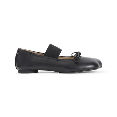Mm6 Maison Margiela Ballerinas In Black
