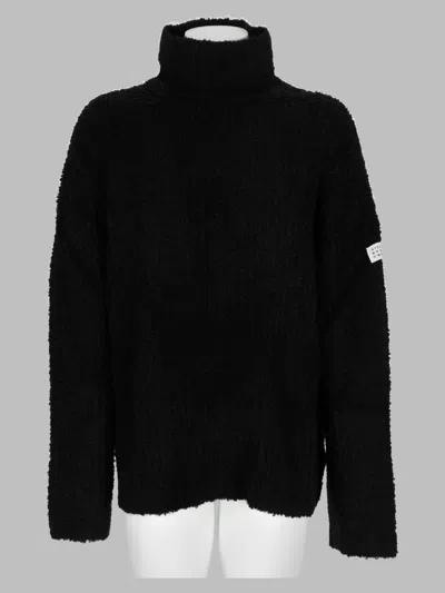 Mm6 Maison Margiela In Black