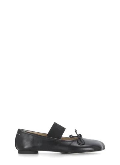 Mm6 Maison Margiela Sophisticated Leather Flats For Women In Blue