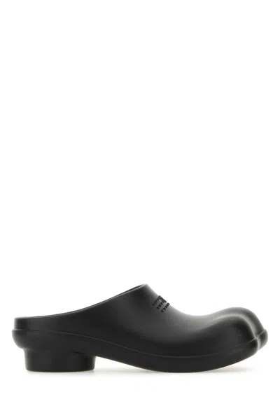 Mm6 Maison Margiela Black Rubber Slippers In T8013 Black