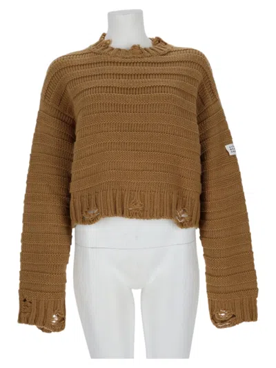 Mm6 Maison Margiela Cropped Knit Sweater With Distressed Hem And Patch Detail In Brown