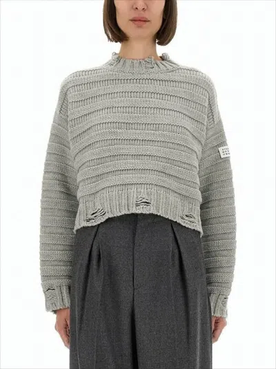 MM6 MAISON MARGIELA CROPPED KNIT SWEATER WITH RIBBED TEXTURE