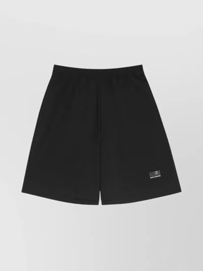 Mm6 Maison Margiela Elasticated Waistband Knee Length Shorts In Black