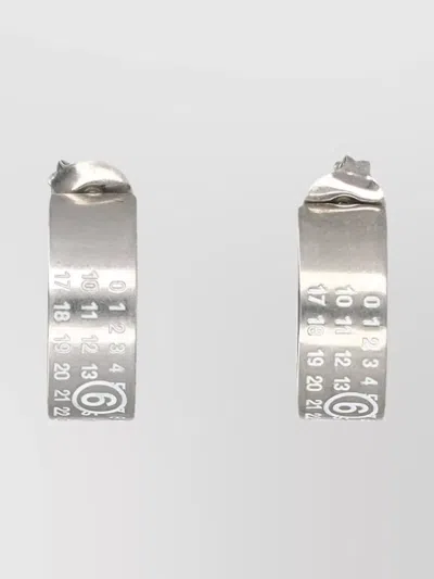 Mm6 Maison Margiela Engraved Earrings In Palladio Burattato/white