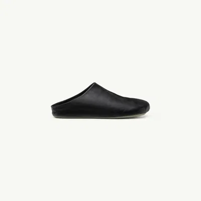 Mm6 Maison Margiela Anatomical Leather Sabot In Black