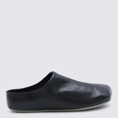 Mm6 Maison Margiela Anatomical Leather Sabot In Black